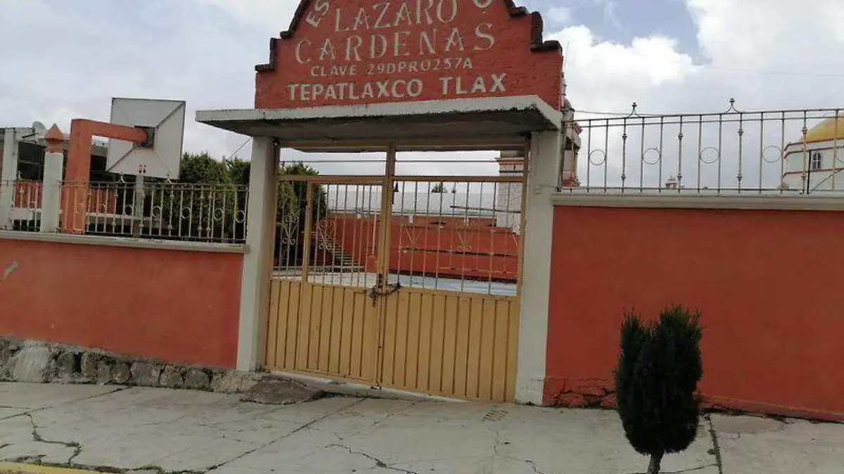 Escuela Tepatlaxco 1